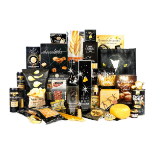 De nieuwste collectie kerstpakketten staat nu online met supermarkt producten