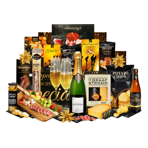 Luxe wijn kerstpakketten met borrelplank, toastjes en kaar